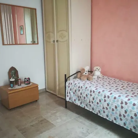 Casa Vacanza Gloria דירה פורטו צ'זראו